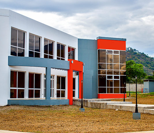 Oettinger Davidoff Cigar Factory in Danlí, Honduras