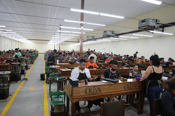 Oliva Cigars Opens New Factory, TABOLISA II, in Nicaragua 