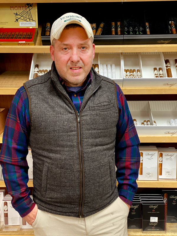 Scotty's Cigars | Scott Bendett